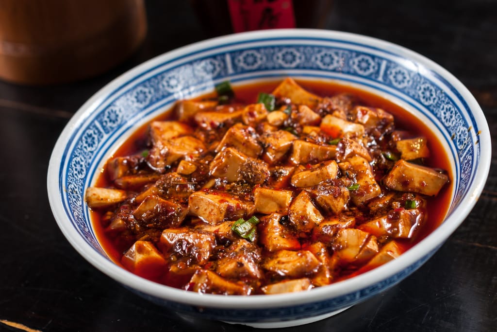 Mapo-tofu-annos. Kiinalainen ruoka.
