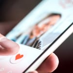 deittisovellus swipe oikealle tinder deittailu 3-3-3 sääntö suhde valinta