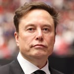 elon musk maailman rikkain mies varallisuus 2026 tesla spacex miljardööri
