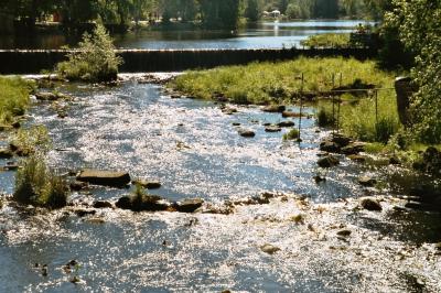 Kuka tietää mistä ?