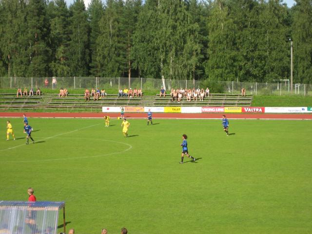 Bongasin värjätyn Valderraman Huima-Sinimustat Sinimustien pelipaidasta ! =D