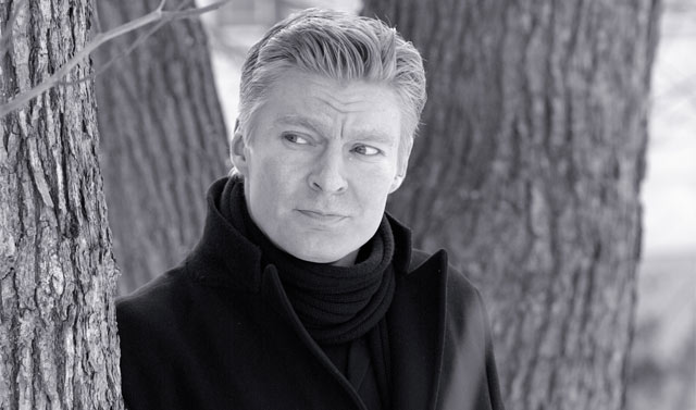 Riku Korhonen suosittelee satujen kirjoittamista kenelle tahansa sopivana terapiamuotona.