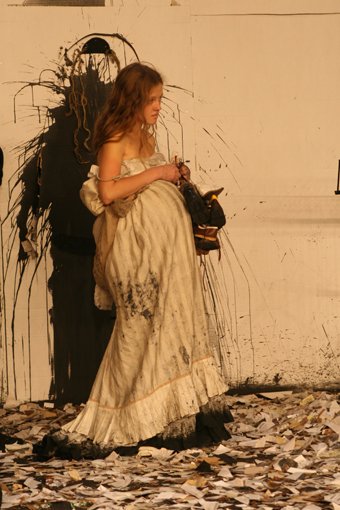 Ei oo helppoo kun on juutalainen pogromin aikaan. Kuva Natalia Cheban.