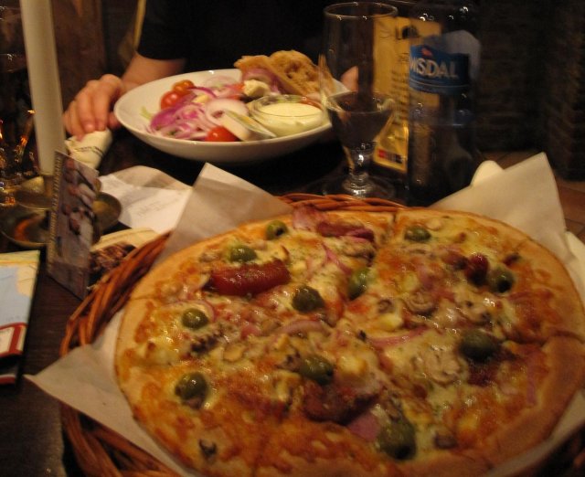 Egonin 50 euron illallinen