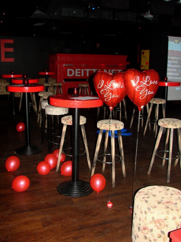 Deitti.net Sinkkubileet 12.2. Helsingin Onnelassa