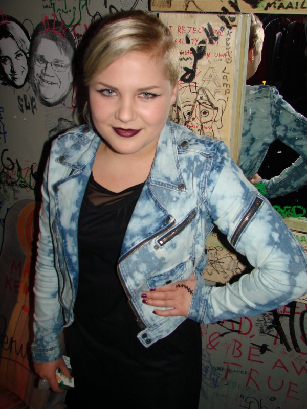 Roskan kevättalkoot 31.3. ”En ole romanttinen,” sanoi opiskelija Juulia, 19. Turha siis yrittää Romeot.