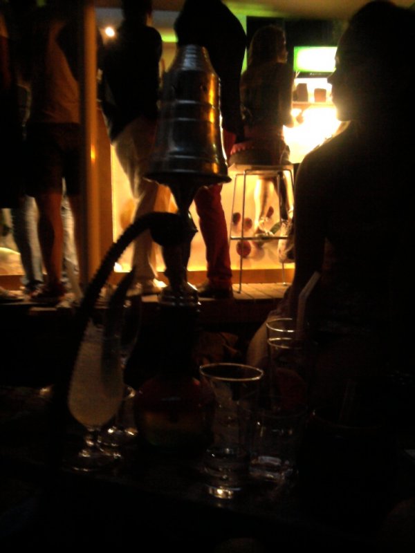 Shisha Groteskin terassilla (kesä 2010)