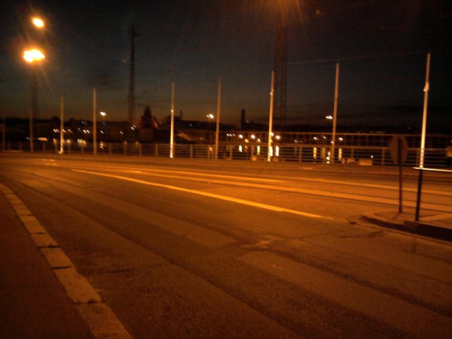 Kaivolta keskustaan kesällä.