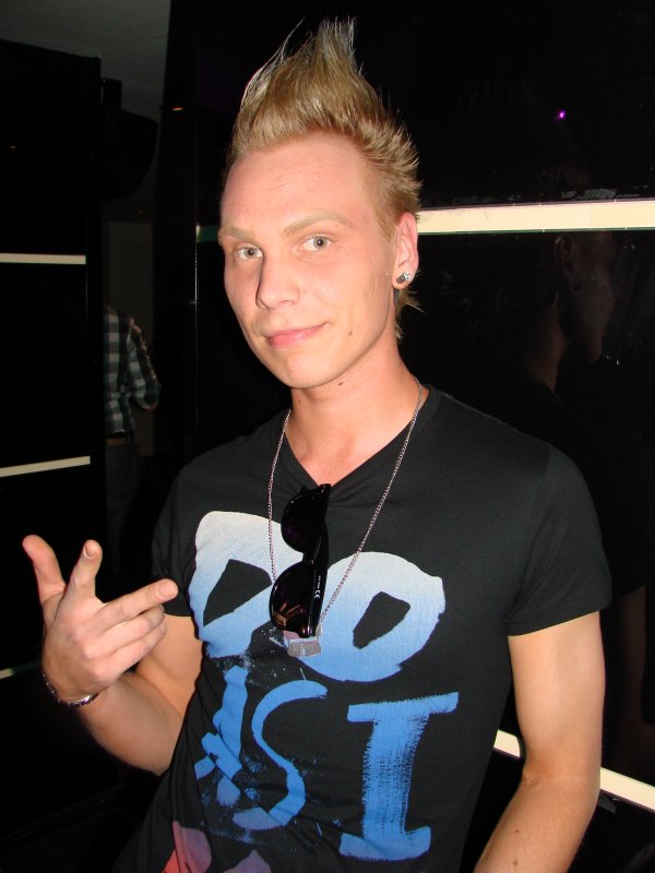 Helsinki Club 11.5.	 Baarityöntekijä Tuomas, 24. Tintti ei olekaan pelkkä sarjakuvahahmo!