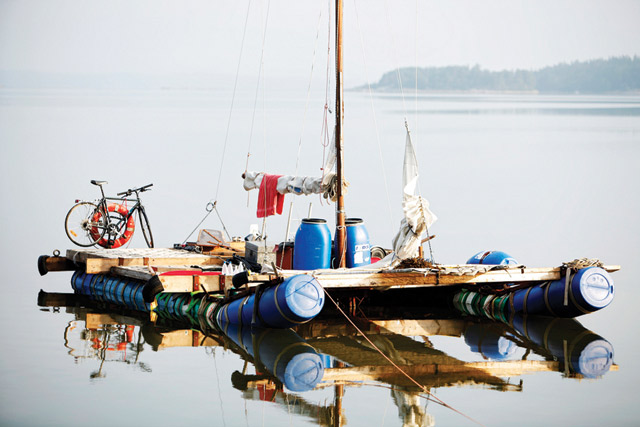 Silakan matkoista kertova näyttely oli kesällä esille Forum Marinumin edustalla. (Kuva: Ulla Taipale)