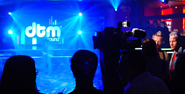 Ravintola dtm:n avajaiset Iso Roballa 2003.