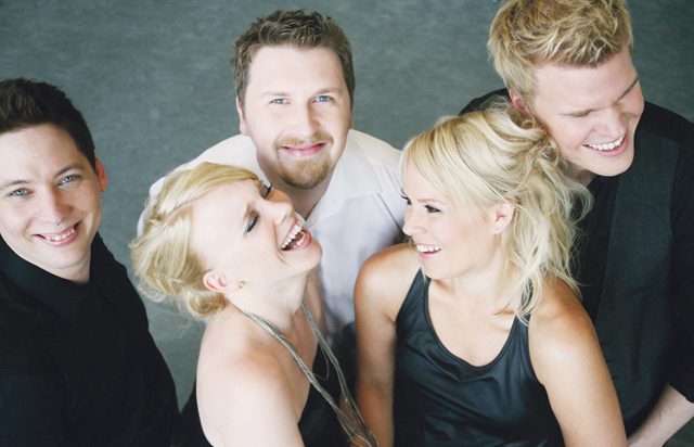 Club for Five tunnelmoi jouluisesti ilman säestystä. (Kuva: Club for Five)