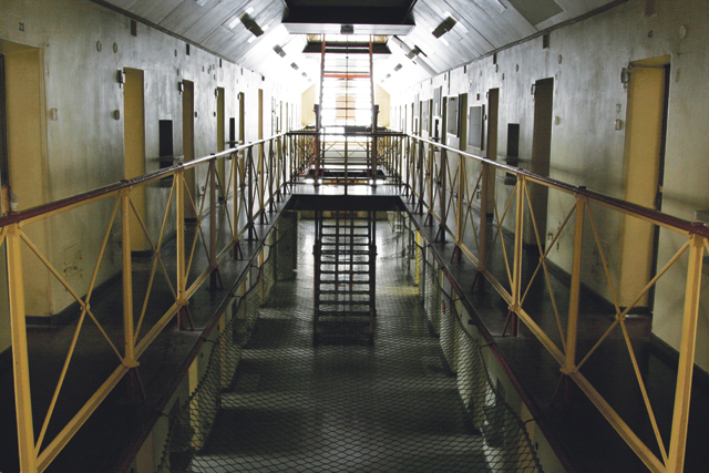 Kakola on nykyisin avoinna yleisölle. Täällä istui aikanaan myös tunnettu Pertti Ylermi Lindgren, joka huijasi 1960-luvulla rahaa 76 kihlatultaan.