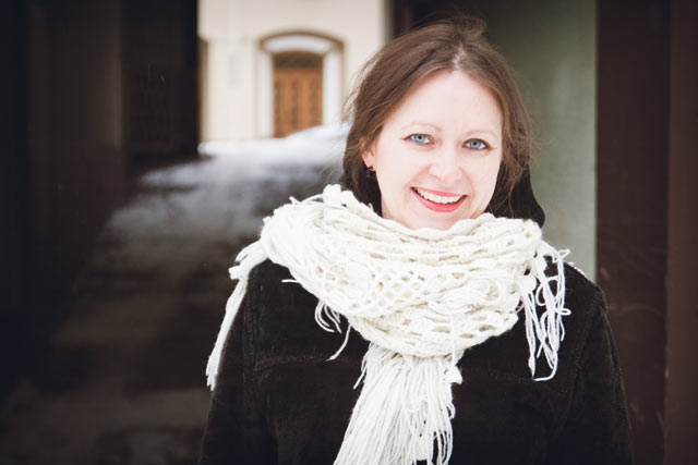 Henriikka Tavi arvelee, että jos hän onnistuu projektissa, hän tulee samalla luoneeksi hirviön.