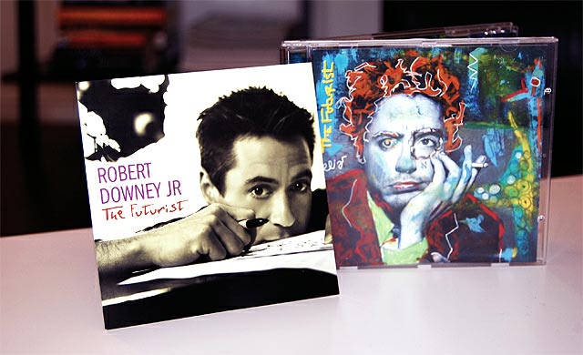 "Hienoa Robert, mutta laitetaanpa siihen päälle tällainen siistimpi kuva, jotta levyä ostettaisiin", sanoivat levy-yhtiön pomot nähtyään Robert Downey Jr.:n taituroiman levynkannen.