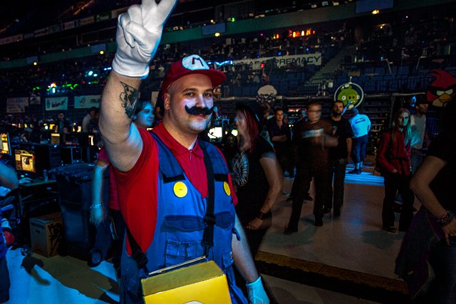 Eräs italiaano putkimies oli myös bilettämässä.