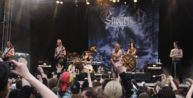 Vielä 2010 Myötätuulirockissa riitti tunnelmaa.