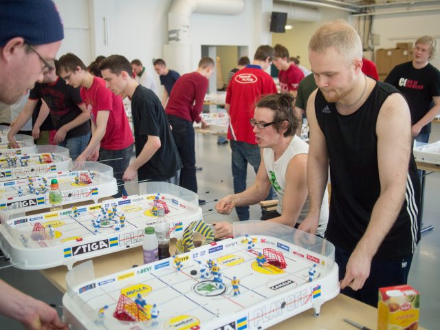 Viime vuoden SM-kisojen avoimessa sarjassa väännettiin tosissaan.