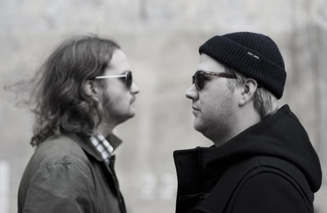 Dubrosin muodostavat Papa Jahmani (vas.) ja Harri Hertell.