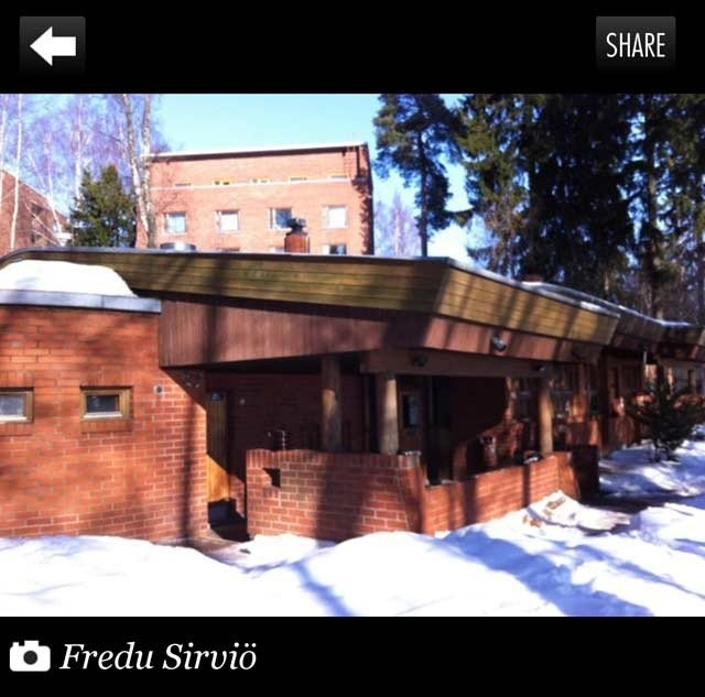 "Käyty yleensä kerran vuodessa. Omat laskuvauhdit ja pelti liukuu hyvin. Ei kannata mennä perjantai- ja lauantai-iltaisin, kun teekkarit saunoo rakennuksessa."