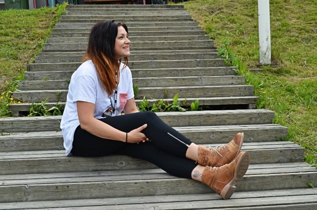 Paita / Makia, kengät / Ten Points