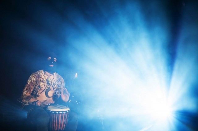 Goat paukutti menemään tunteella.