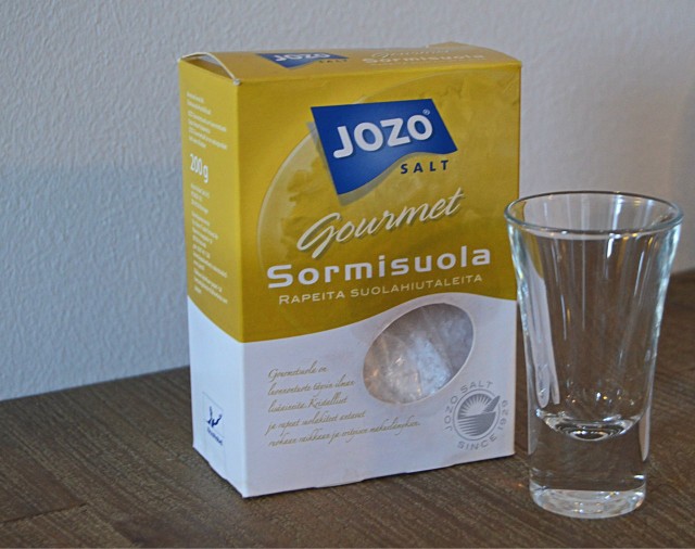 Laadukasta suolaa ja vettä. Pöpöt pois!