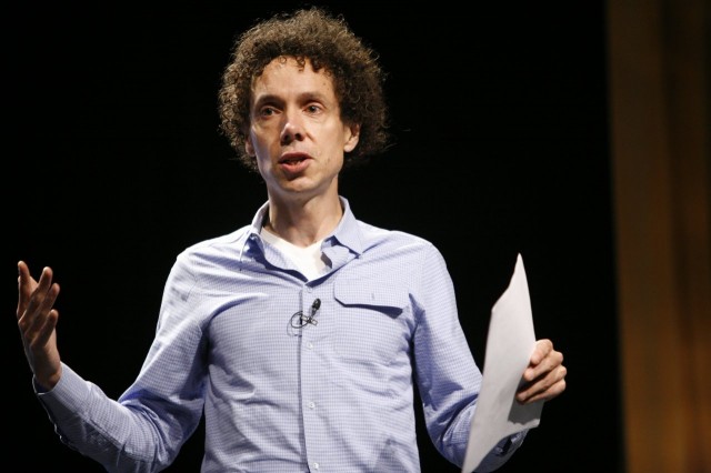 Malcolm Gladwell - David ja Goljat Nordic Business Forumissa. Kuva  Pop!Tech(CC BY 2.0)