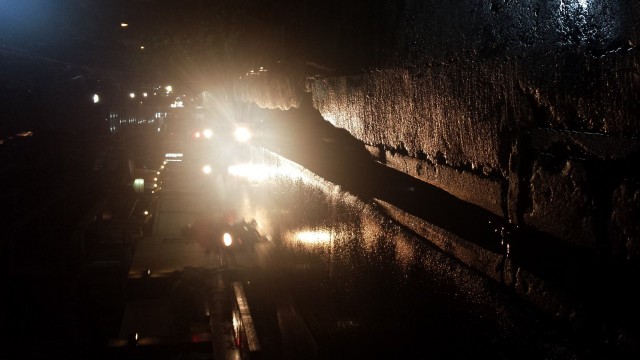 Vettä satoi kaatamalla. Taas kuva vinossa jotta saat niskavenytyksiä.