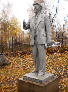 Servon Martti Viipurissa Latukan puutarhassa?