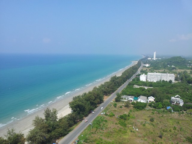 Frendin kämpiltä Thaimaasta kuva. Ei hassumpi paikka tehdä etätöitä. Tavallista elämää. Nollista me kaikki lähdetään. Yrittäjyys luo mahdollisuuksia.