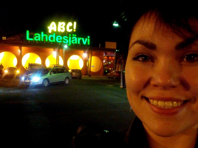 Puolessa välissä matkaa, Tampereen kohdalla.