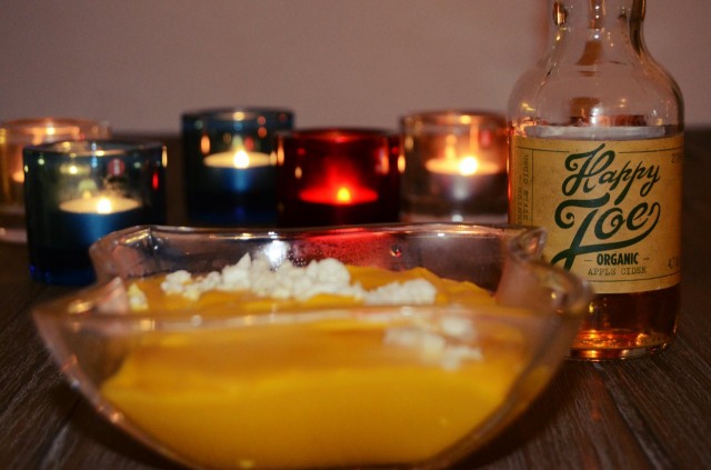 Tämän keiton rinnalle pääsi vanha suosikkini, luomu Happy Joe.