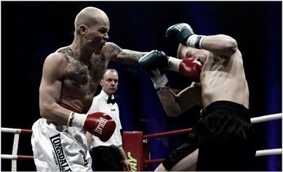 Minna Hatisen ottama kuva ottelusta. Takakäden suora osui ja upposi.