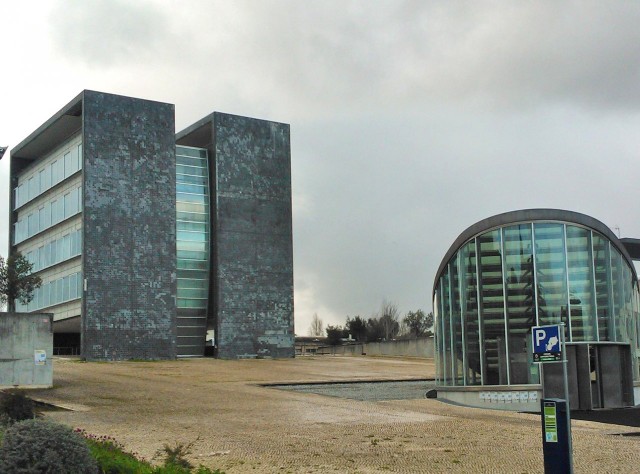 Täälläkin tehdään tiedettä