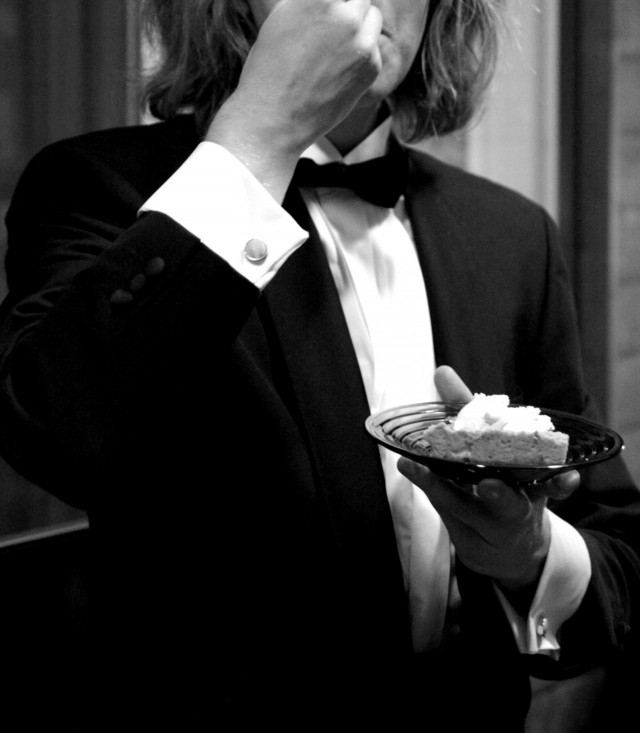 Mieheni HM tahtoo säilyttää anonymiteettinsä, se hänelle suotakoon.