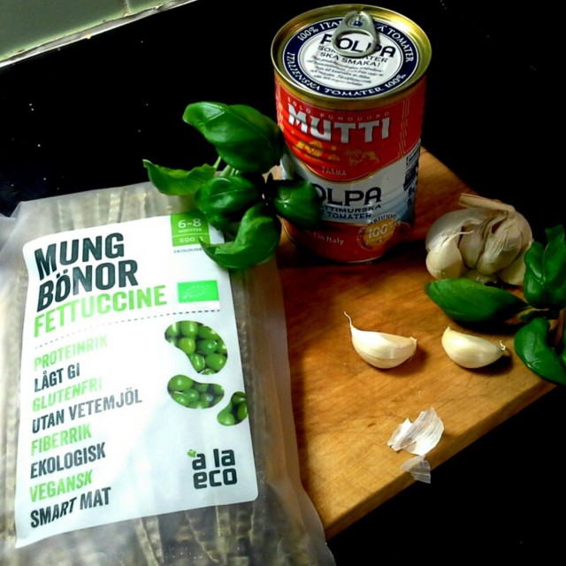 Muttisoosi + mungpapupasta = illallinen