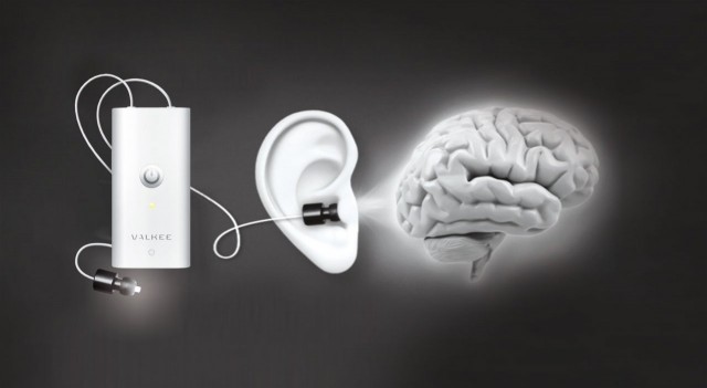 Minkä arvoiseksi arvaisit patterin ja lampun, joka tungetaan korvaan?