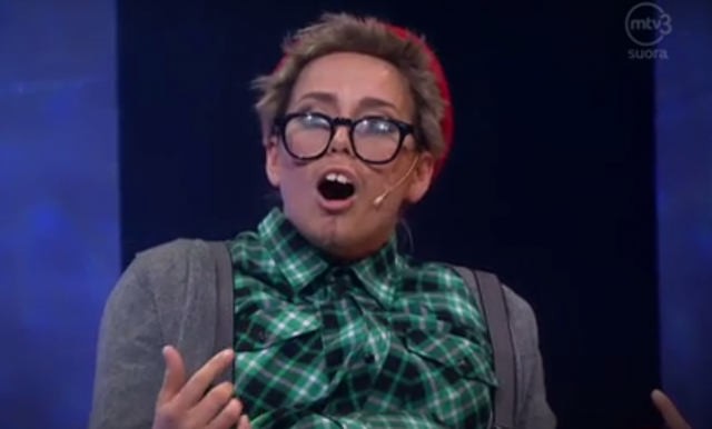 Iina Kuustonen ja putous -sketsihahmo Jäbä Leisson on kotoisin Keravalta