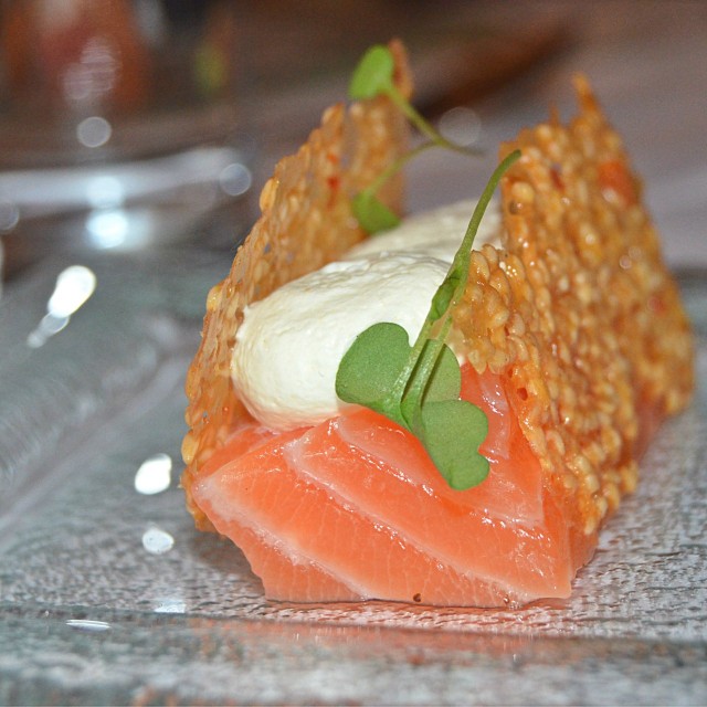 Illallinen alkoi lupaavasti.