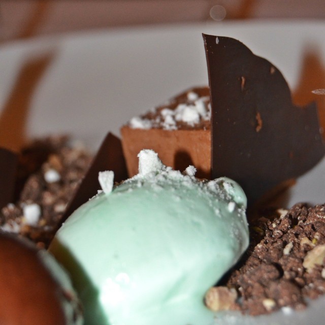 Olisin tanssinut pöydillä jos olisin kehdannut, sen verran hyvä oli tämä jälkkäri.