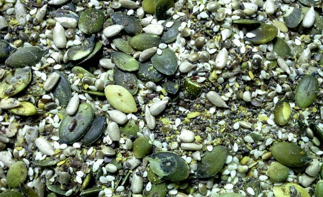 Näistä syntyy raaka siemennäkkäri