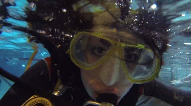Sukelluslook ei kyllä ole mikään maailman imartelevin