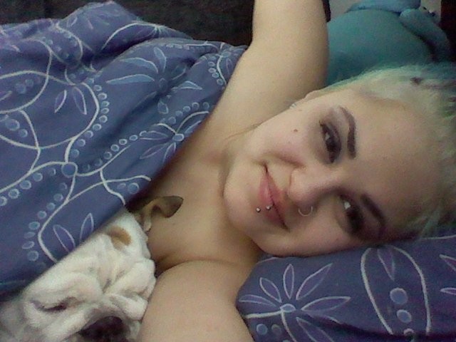 Huomenta maailma ja hyvää tiistaita muillekkin kun synttärisankarille !