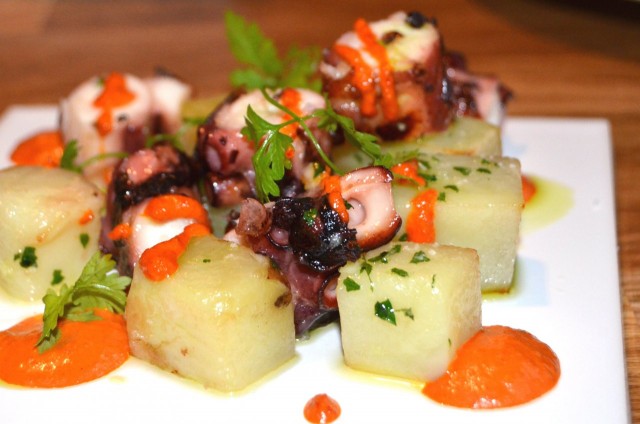 Grillattua mustekalaa.