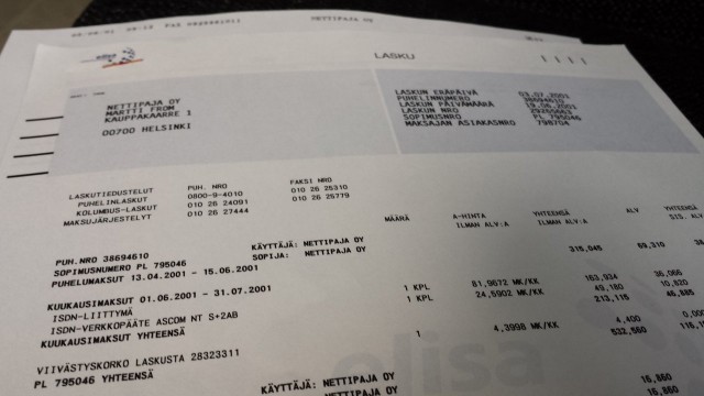 Osa ihmisistä käytti vielä ISDN yhteyksiä tai modeemiyhteyksiä. Laajakaistat olivat kalliita ja mobiilidata oli niin hidasta että sinä sanoisit nykyään niin hitaasta ettei netti toimi.