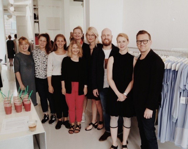 Vasemmalta oikealle: Milla Kettunen (Month of Sundays), Kaisa Riivari (RIIVARI), Anni ja Viivi Arela (Arela), Petra Pesonen (LILLE), Terhi Pölkki, Janne Lax (Saint Vacant), Kirsi Lille (LILLE) ja Jarkko Kallio (FRENN).