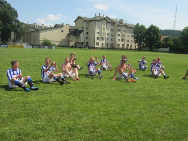 Hollantilaiset ottivat turnauksesta ilon irti. Kaikkia Heerenveen-faneja eivät maajoukkueen edesottamukset kiinnosta.