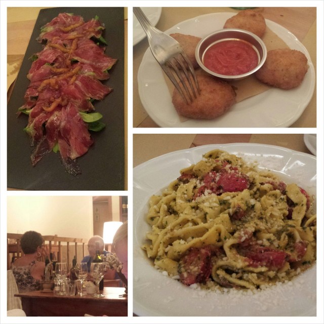 Tänään löysimme hyvää ruokaa pienestä ravintolasta ihan kaukana keskustasta Tripadvisorin avulla.