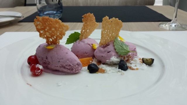 Puolassa on euroopan parhaat ruoat. Tässä jälkiruoka.